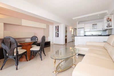 Piso Venta Portals Nous A600